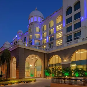 Radisson Blu Plaza 5* Mysore